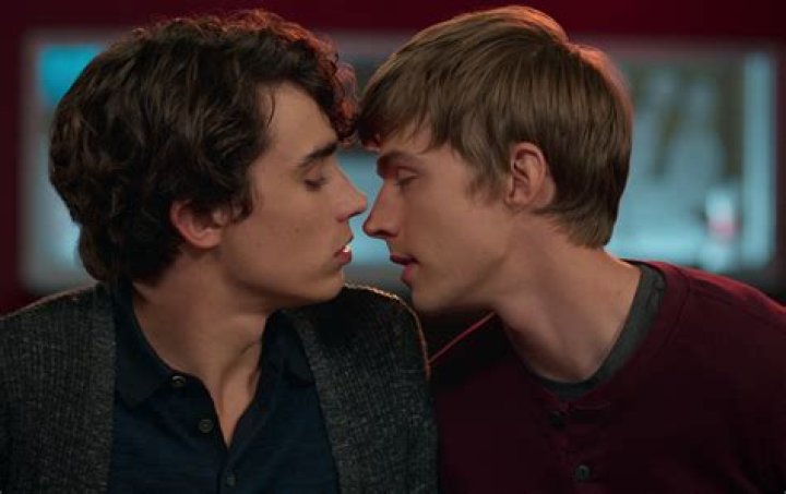 How Old Is Deaken Bluman ? 13 Reasons Why Actor