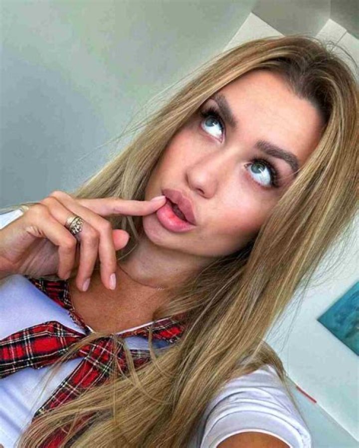 Jessica Sutta Height, Weight, Net Worth, Age, Birthday, Wikipedia, Who, Instagram, Biography