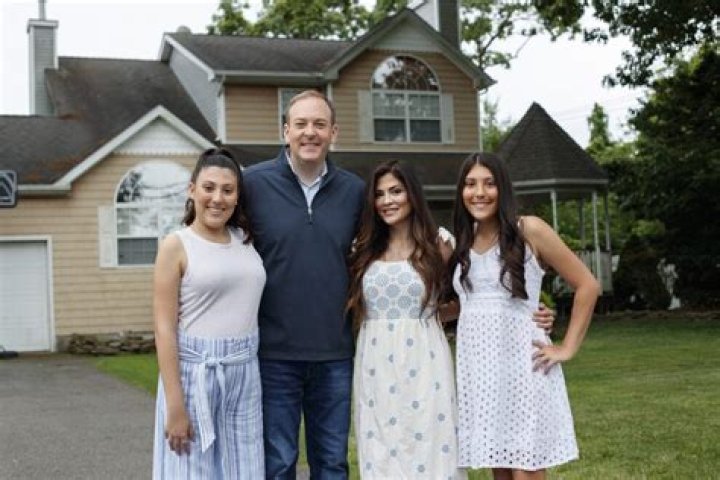 King Louie Bio, Wiki, Age, Parents, Girlfriend, Children, Songs, and, Net Worth